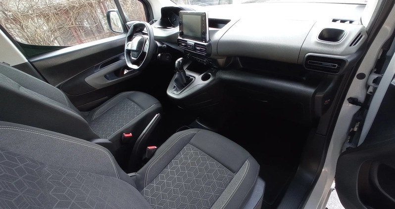 Peugeot Rifter cena 53900 przebieg: 77900, rok produkcji 2019 z Kielce małe 211